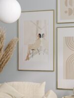 Plakat sitting woman - obrazek 5